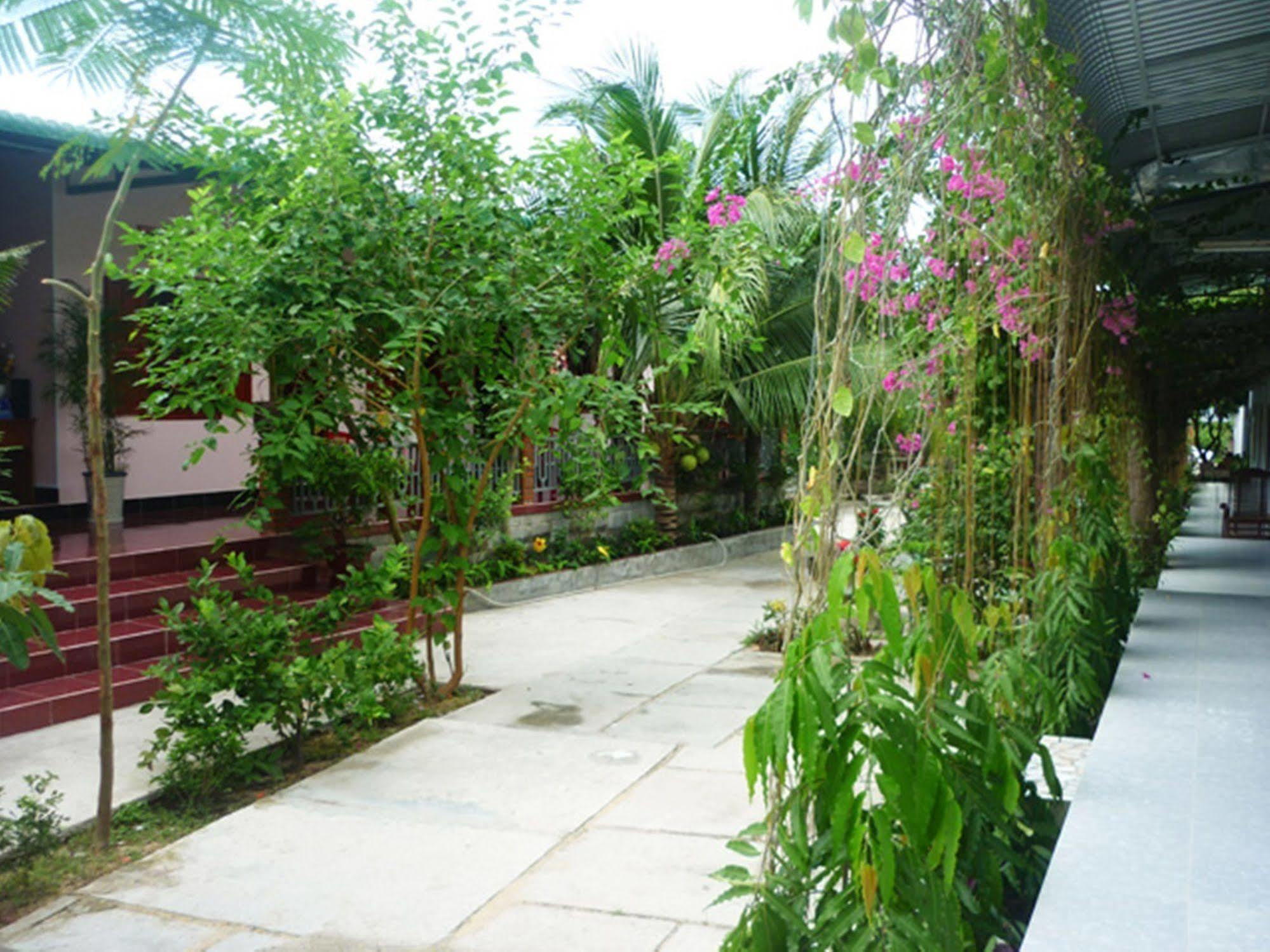 Minh Anh Garden Hotel Фан Тиет Екстериор снимка